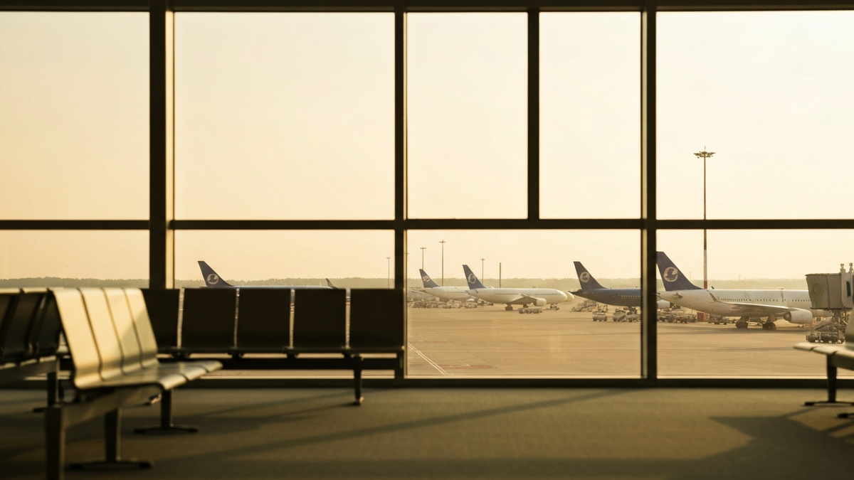 Airport Workers May Not See a Cent of the New Benefits Fee