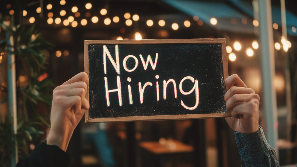 Bass Pro Shops Hosts Hiring Event for Holiday Season