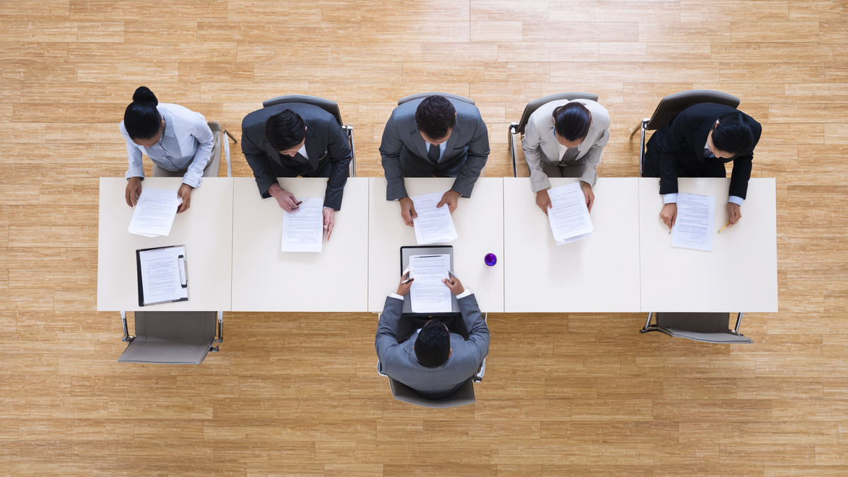 How to Answer "Why Are You Leaving Your Job?" (With 12 Winning Examples)