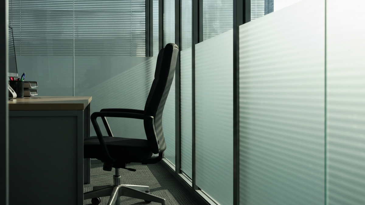 How to Handle a Toxic Manager Without Quitting Your Job in 2026