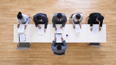 How to Answer "Why Are You Leaving Your Job?" (With 12 Winning Examples)